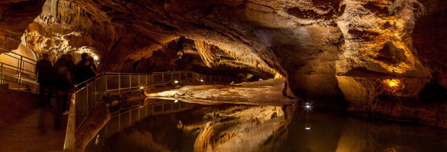 grottes de Lacave